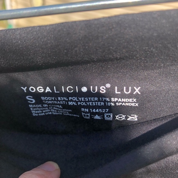 Yogalicious Lux  Black Hi Rise Yoga Ankle Leggings with side pockets - Picture 5 of 7